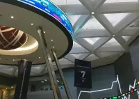Saham Terbang 124% Lepas Suspensi Masuk Papan Pemantauan Khusus