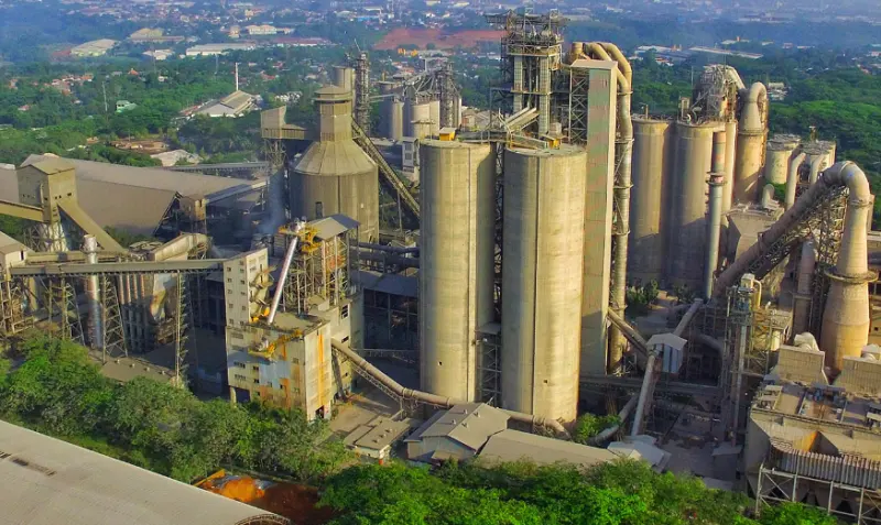 SMCB Raup Pendapatan Melonjak10,63%, Laba Ikut Naik Jadi Rp278M