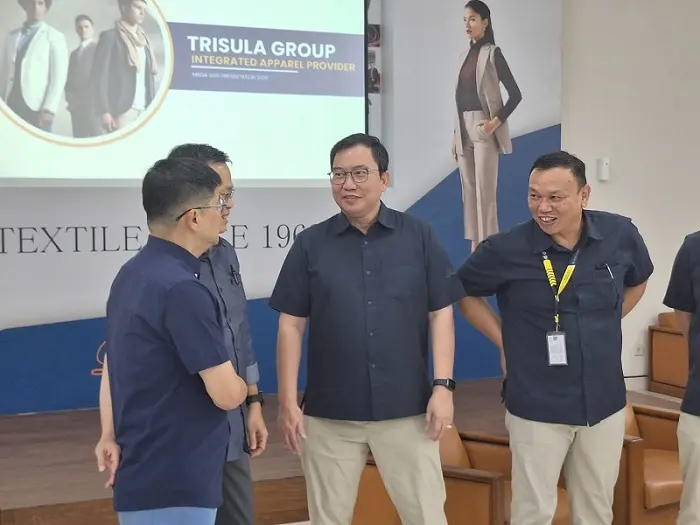 Dua Investor TRIS Kompak Lego 700 Saham, Raup Rp122M