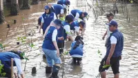Lanjutkan Pelestarian Pantai Bahak, SIG Ajak 10 Relawan Perkuat Ekosistem Pesisir!