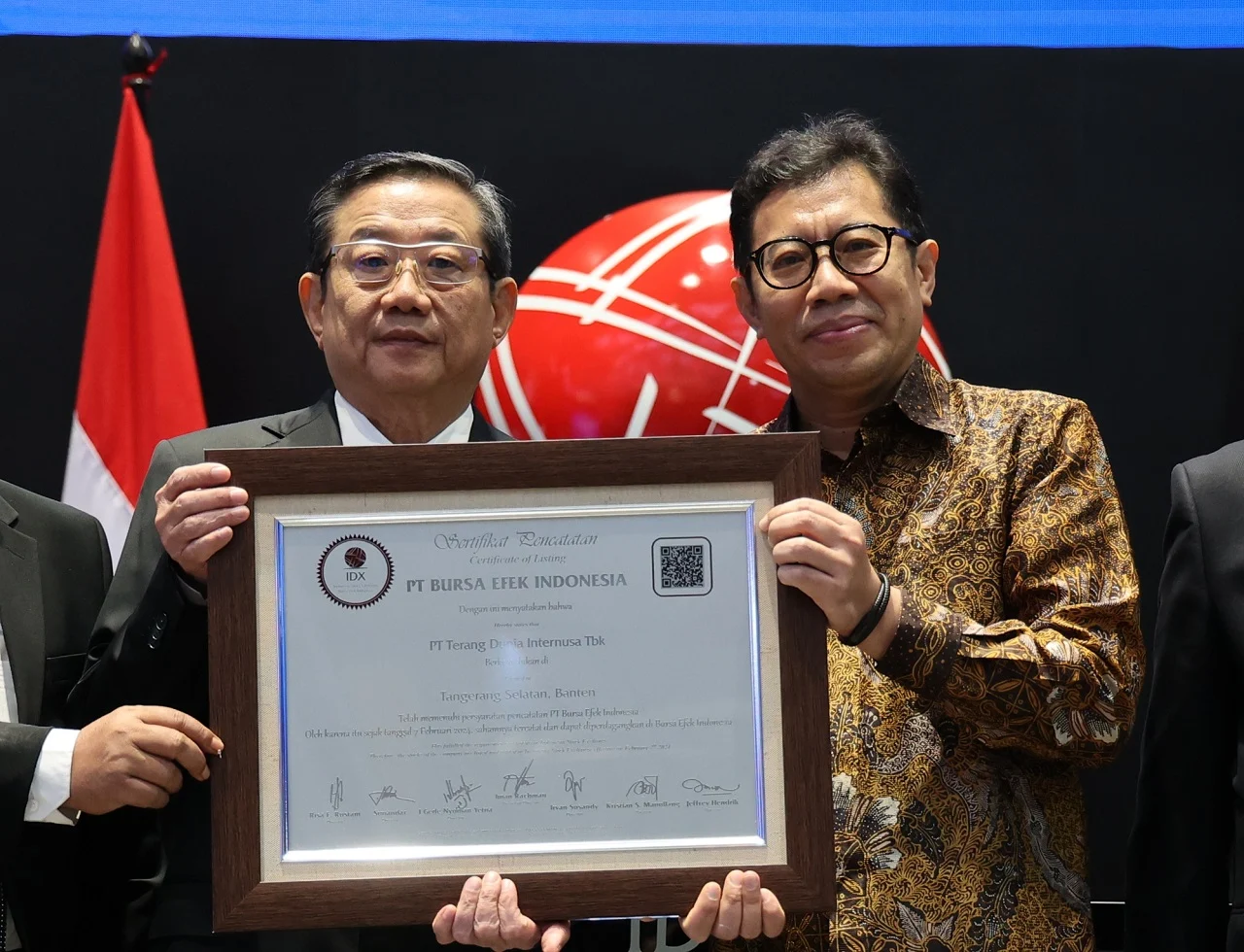 UNTD Beber Dana IPO! Separuh Parkir di BCA, Bunga 0,02%