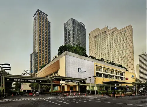PLIN Gadaikan Aset Plaza Indonesia Demi Pinjaman Rp4,7T!