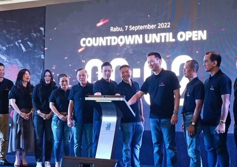 Aksi jual besar-besaran dilakukan pemegang saham pengendali PT Black Diamond Tbk (COAL). Sujaka Lays tercatat mengurangi porsi kepemilikan sahamnya melalui transaksi penjualan yang dilakukan pada 18 dan 19 Desember 2025.