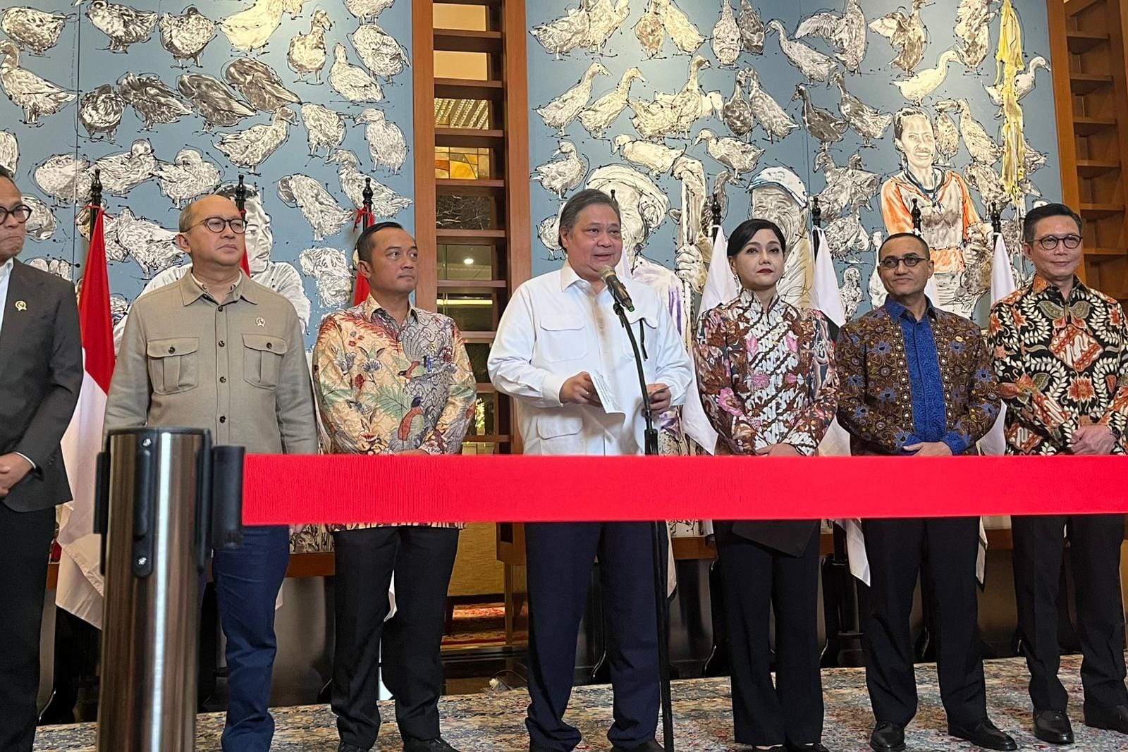 Tok! Frederica Pjs Ketua OJK, Jefrey Pjs Dirut BEI